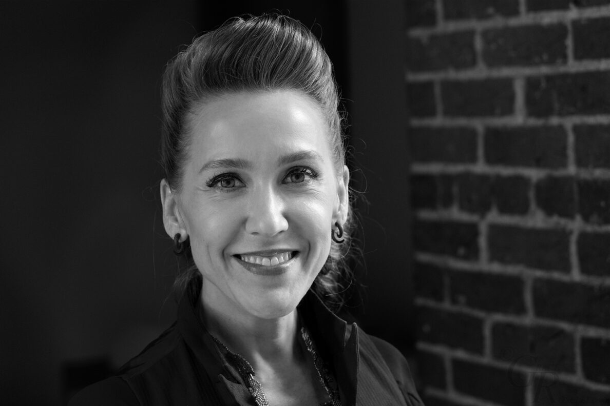 Amy Eva Raehse: Gallery Director and Curator